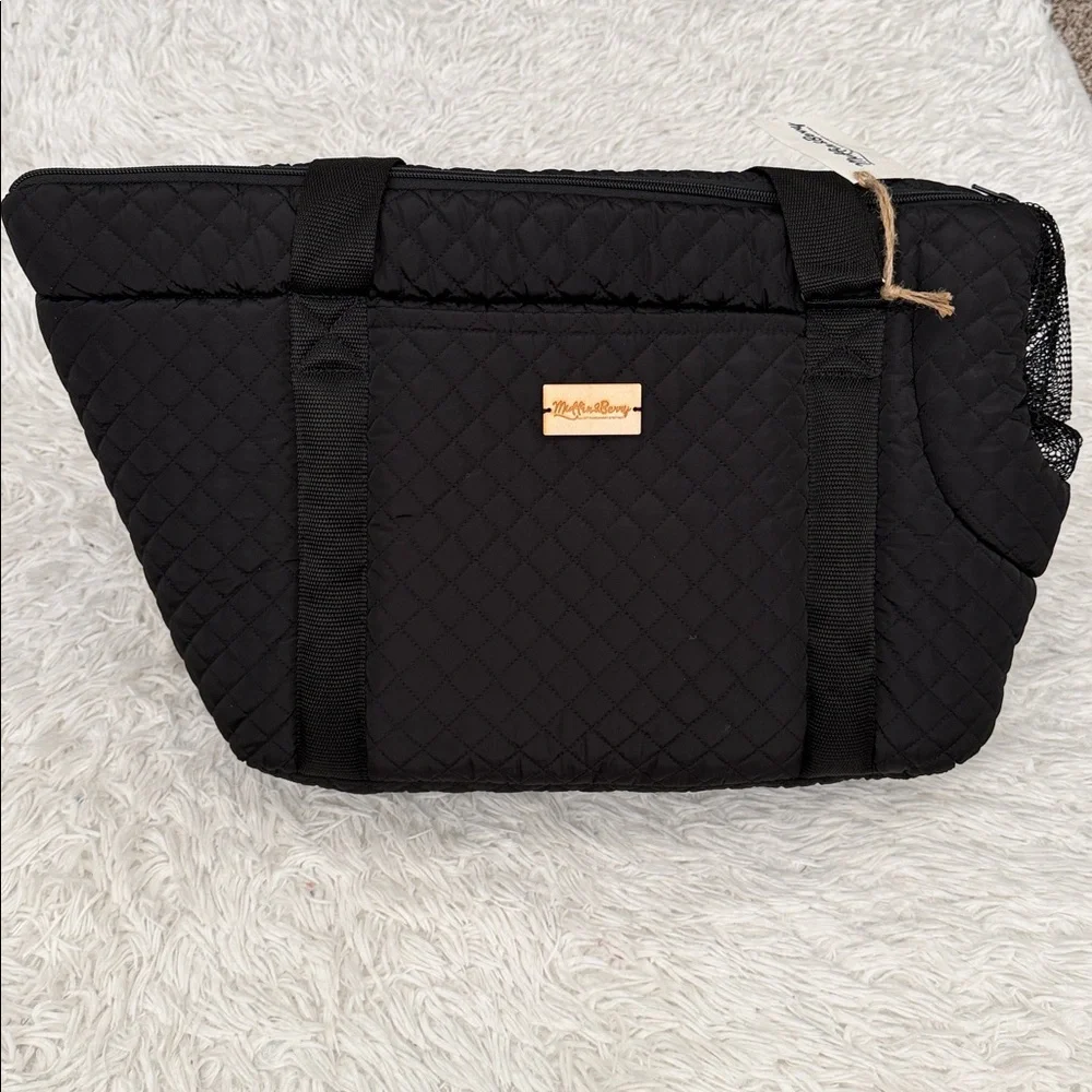 Muffin & Berry Quilted Dog Carrier Black Medium